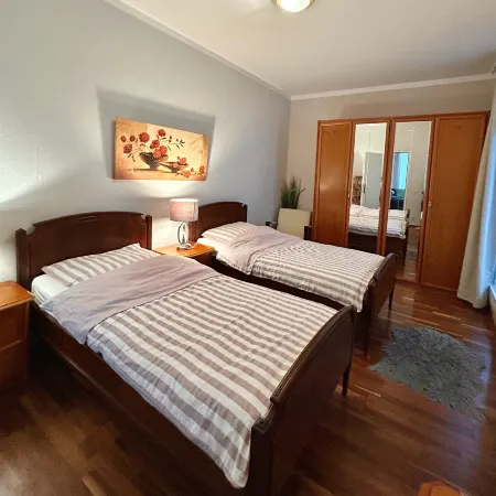 Fhs Aparthotel