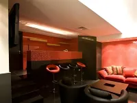 Bliss 3000 Furnished Studios - Condos