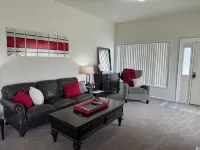 Charming 2-bedroom house in welcoming Klamath Falls with WiFi, AC