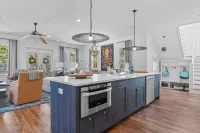 Watercolor 75 by Avantstay Luxury Private Pool + Bonfires