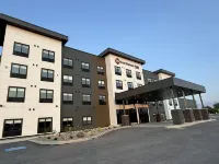 Best Western Plus Neepawa Hotel Hotel di 