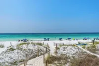 Backyard Beach by AvantStay Oceanfront Destin Paradise