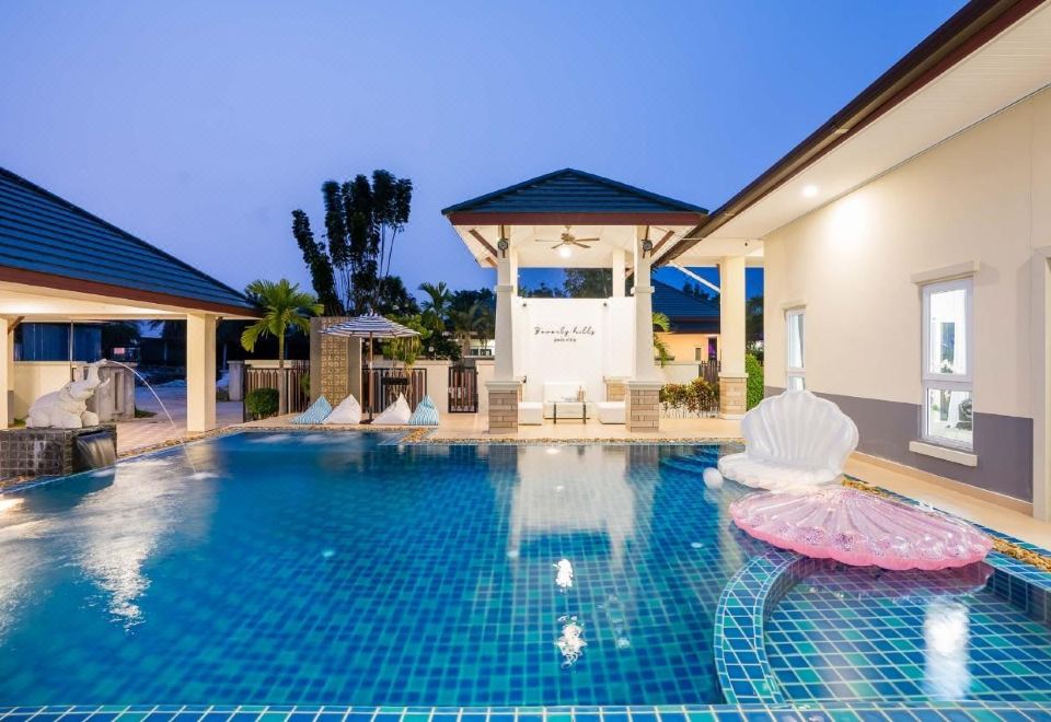 Pattaya Pool Villa Analysis