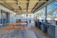 Tamworth Holiday Park Hotels in Hillvue