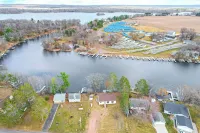 Birchwood Cottage with Red Cedar Lake Access! - 3-Star
