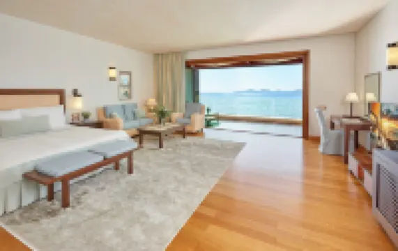 Grand Resort Lagonissi