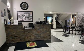 Super 8 by Wyndham Shakopee