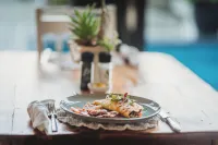 Acorn Guest House - breakfast