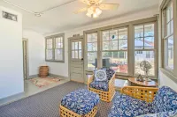 North Beach Cottage - Walk to Chesapeake Bay