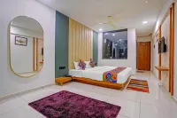 FabHotel Royal Manor - Hospital Chowk