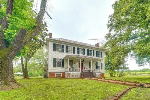 Historic 30 Acre Retreat - Get Back to Nature - Wifi