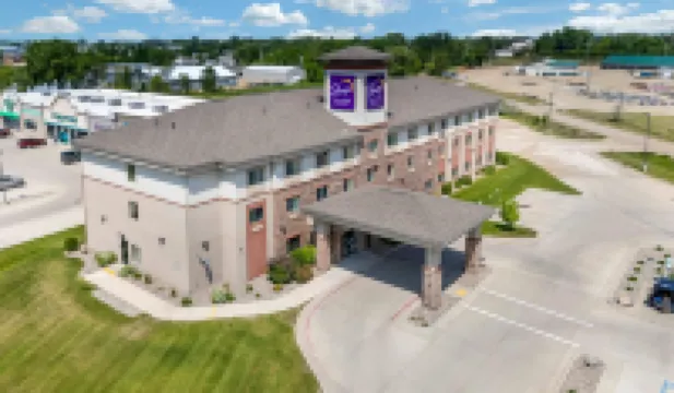 Sleep Inn & Suites Devils Lake Các khách sạn ở 