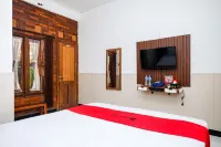 RedDoorz Syariah Near Akmil Magelang Hotel a Mertoyudan