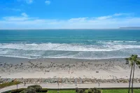 Ocean Front Luxury Beach Living!