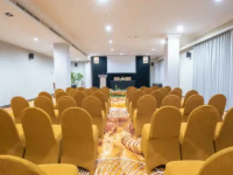 Grand Wahid Hotel Salatiga Hotel a Sidorejo