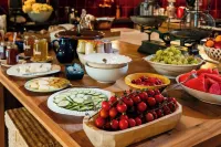Le Galinier Lourmarin, a Beaumier Guesthouse - พร้อมอาหารเช้า