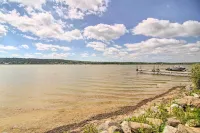 Sun-Lit Lake Geneva Sanctuary w/ BBQ Patio! - Homestays