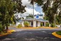 Baymont by Wyndham Orlando Lake Buena Vista South Hotels in Kissimmee