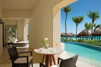 Secrets Akumal Riviera Maya - Beach