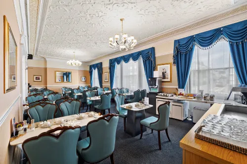 The Drake Hotel Plymouth - Хоумстей