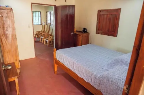 Casa Pacifico–Beachfront - Gem in Los Clavo فنادق في Aposentillo