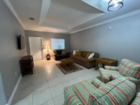 Homestead Green retreat