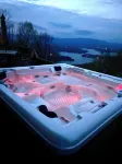 'Eye Candy' Breathtaking Mountain and Lake Views! Hot Tub