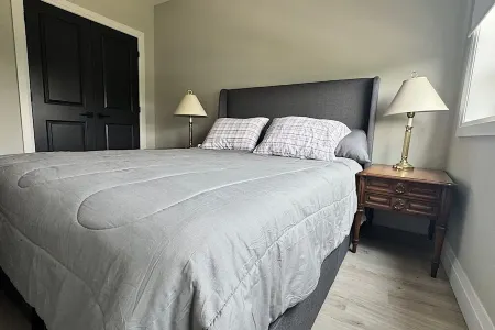 Cozy, fully equipped apartment with balcony and beautiful views in North London