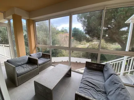 Appartement T4 - 50M DE LA MER - Rupione