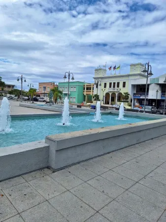 Charming 3-Bedroom Oceanview Home, Steps from Beaches & City Square in Isabela