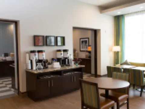 Hampton Inn by Hilton Lloydminster Hoteles en Lloydminster