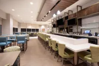Hilton Garden Inn Omaha Aksarben Village