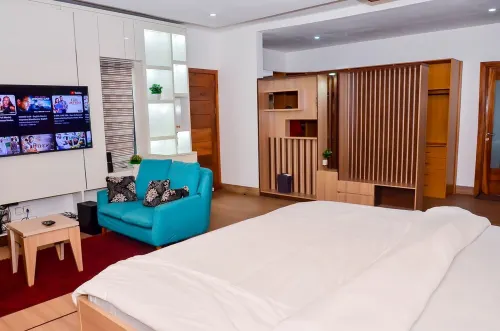 AMERICA LUXURY EXTENDED STAY