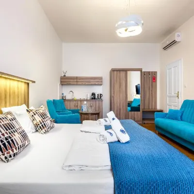 Kosmopolita Rooms Hotels near Foto-Medium-Art Gallery