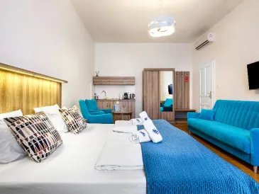 Kosmopolita Rooms