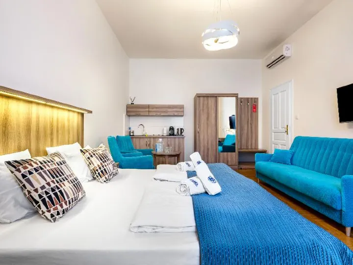 Kosmopolita Rooms