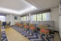 Hampton Inn Raleigh/Garner - Frühstück