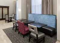 Hampton Inn & Suites Westford-Chelmsford - Breakfast