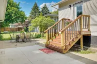 Sioux Center Home Near Dordt University - parking