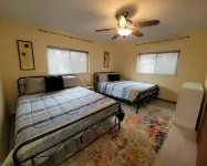 Charming 3-bed 2 bath,Lakehouse off GrassLake in White Lake. Corporate Rental! Hotels in White Lake charter Township