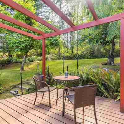 Mid-Century Beach Cabin by AvantStay Hotel Exterior