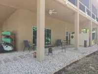 Wise Owl Retreat, a beautiful suite amongst towering oaks, on the River.