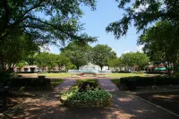 Charming historic home steps from downtown LaGrange PaBella's Winery and Vineyard 주변 호텔