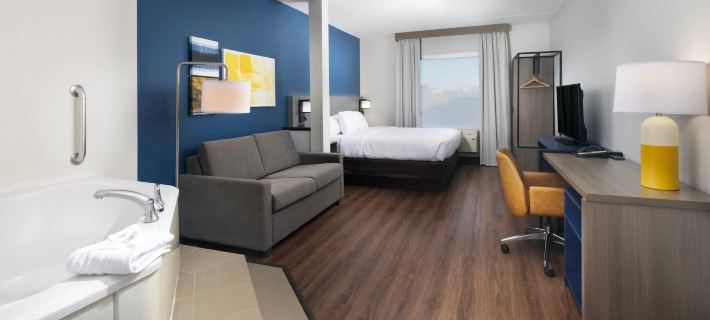 Comfort Suites Outlet Center Hoteles en Asheville