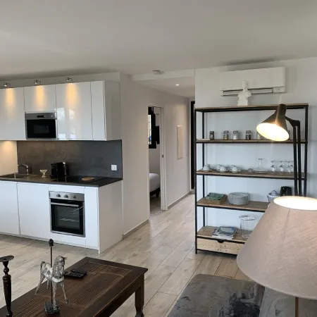 New- Beach 2min, Direct accès marina, 2km from Saint-Tropez