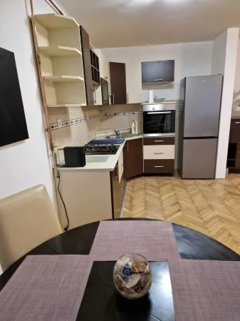 Apartment in Sarajevo city center Отели рядом с достопримечательностью «Сараевский национальный театр»