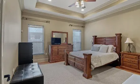 Nice Luxury Home Perfect For The Summer Отели в г. Олд Джефферсон