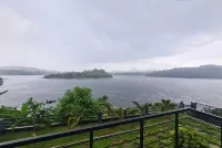 Bloomingdales Lake view Private Villa in Wayanad