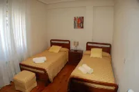 Very central apartment in Reinosa for 6 people. Hotels in Campoo