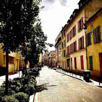 Charmant Appartement au Centre Ville de Puteaux Proche de Paris la Défense Arena Others